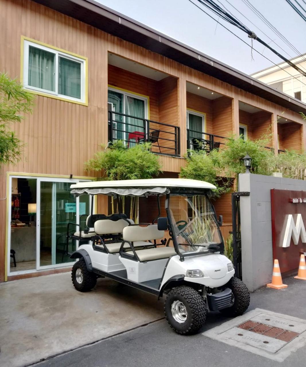 The M Pool Villas Bangkok - Bts Ekkamai Eksteriør billede